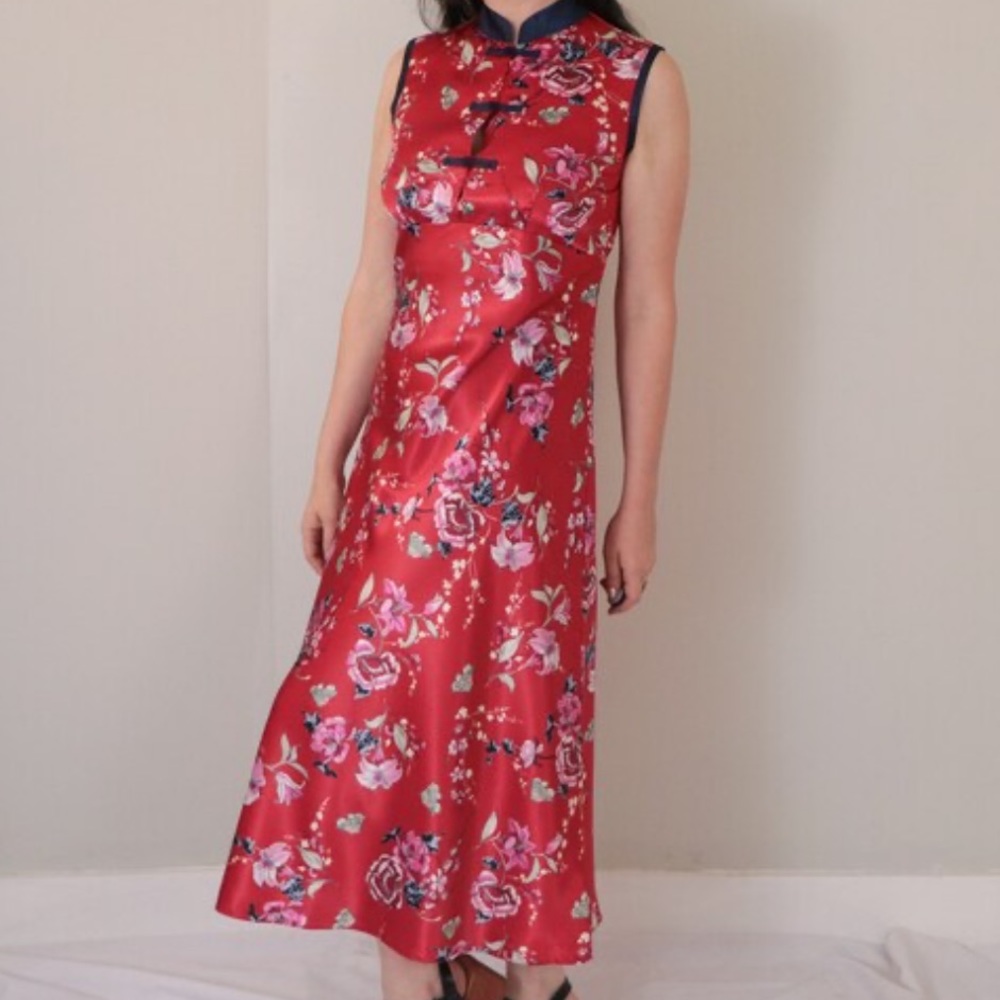 Lord & Taylor Red Satin Sleeveless Maxi Japanese Inspired Floral Print Dress 90s
